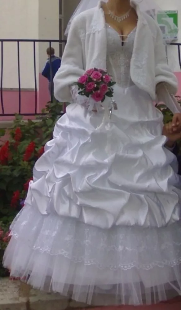 Продам свадебное платье Сумы 2